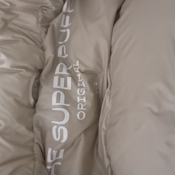 Aritzia The Super Puff French Corduroy Goose Down Jacket in Beige XXS - Picture 5 of 9